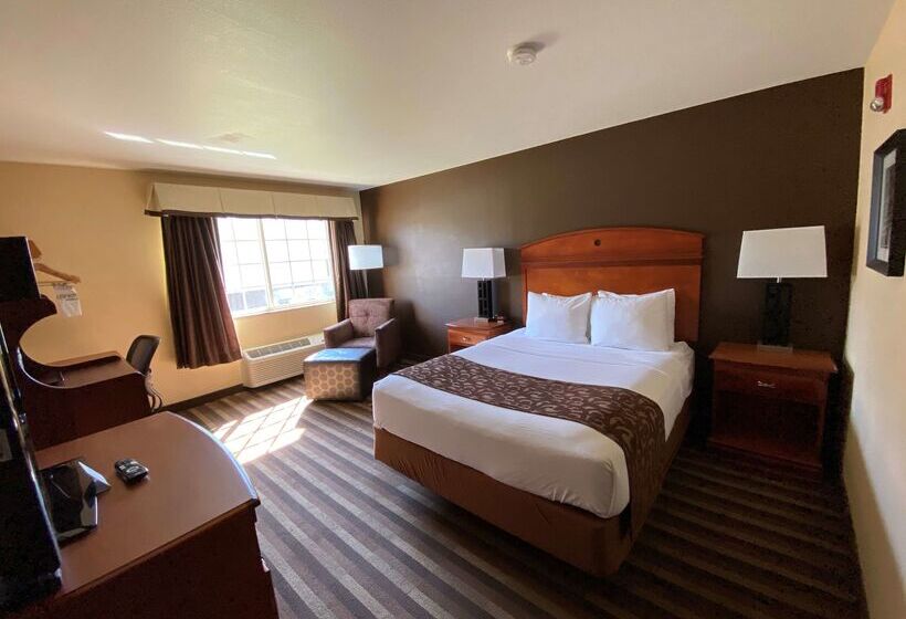 فندق Best Western Manhattan Inn