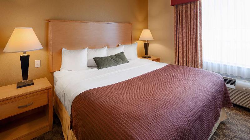 Best Western Plus Guymon Hotel & Suites