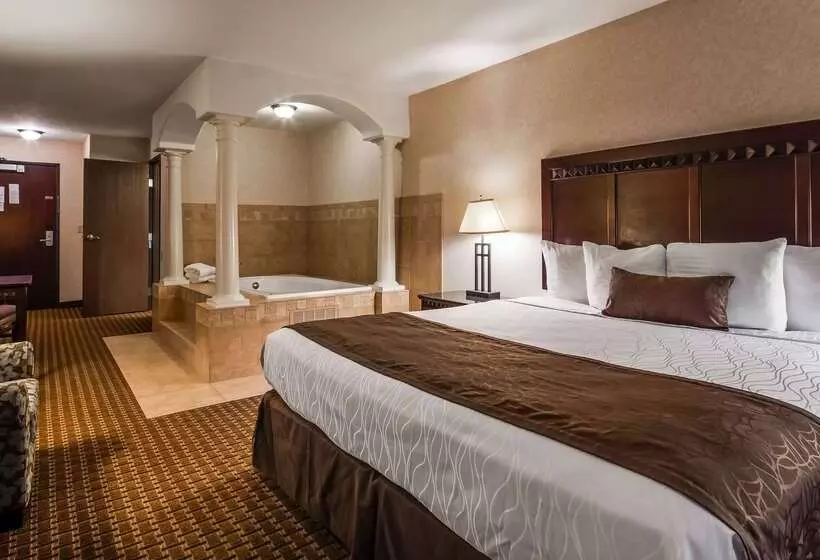 Отель Best Western Plus Main Street Inn