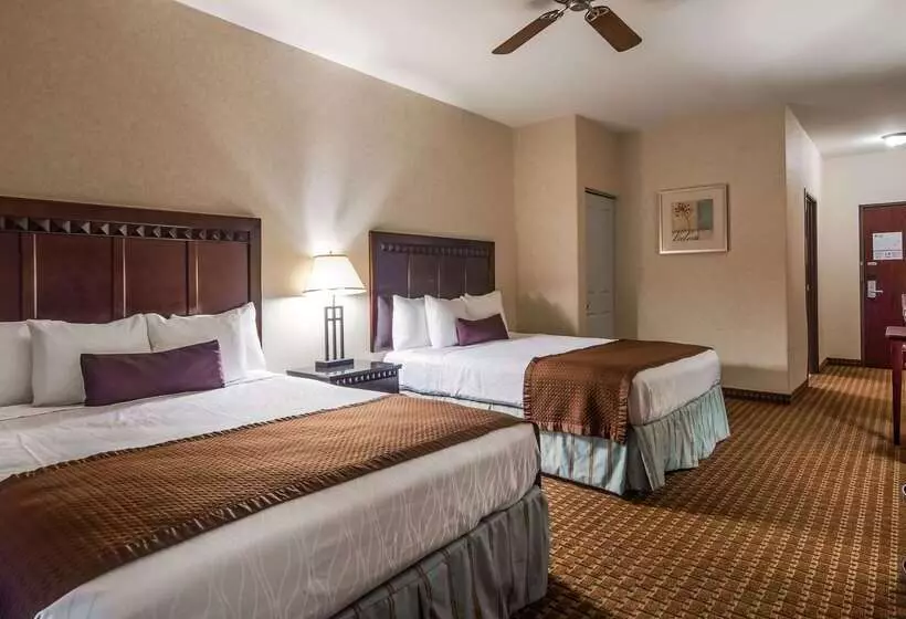 Отель Best Western Plus Main Street Inn