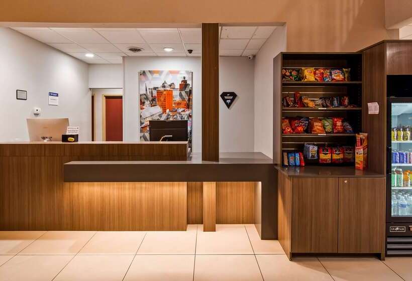 فندق Best Western Plus New Cumberland