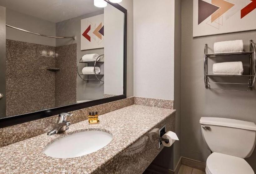 فندق Best Western Plus New Cumberland