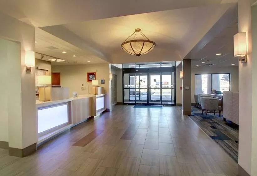 호텔 Holiday Inn Express Milwaukee North Brown Deer/mequon By Ihg