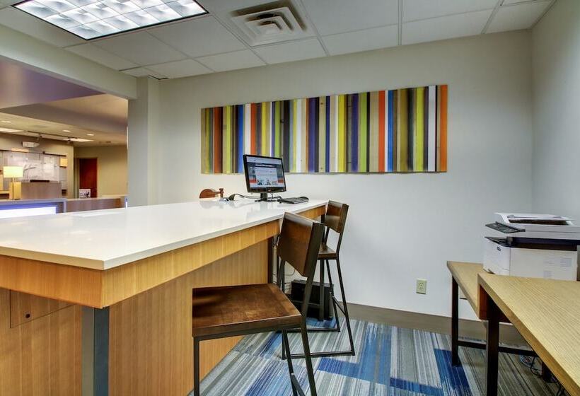 酒店 Holiday Inn Express Milwaukee North Brown Deer/mequon By Ihg