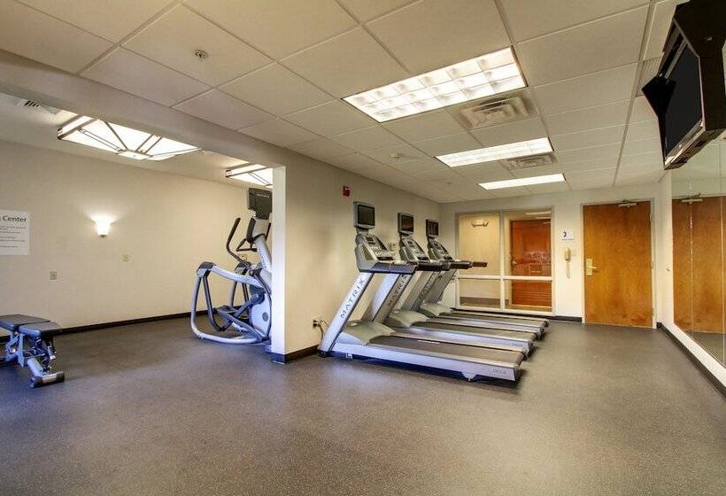 酒店 Holiday Inn Express Milwaukee North Brown Deer/mequon By Ihg