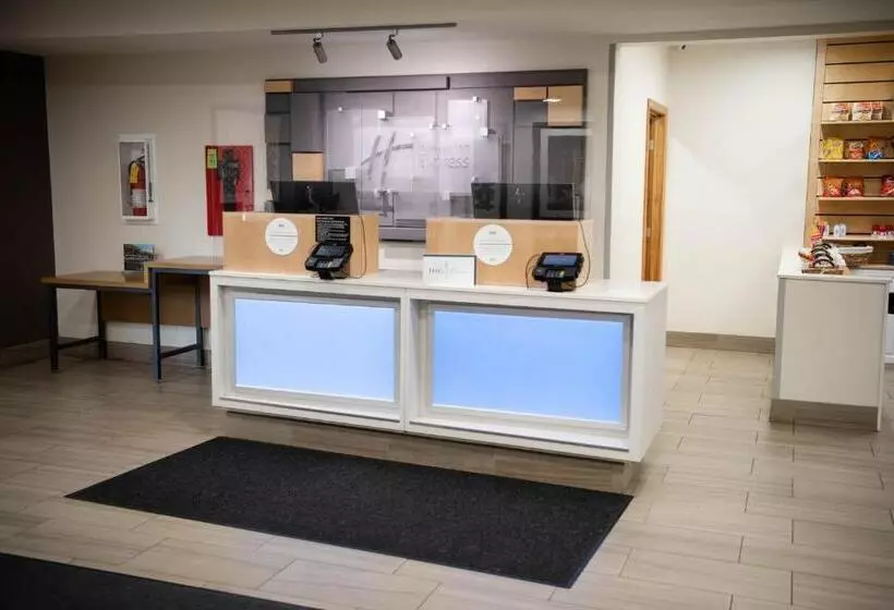 ホテル Holiday Inn Express Winfield   Teays Valley, An Ihg