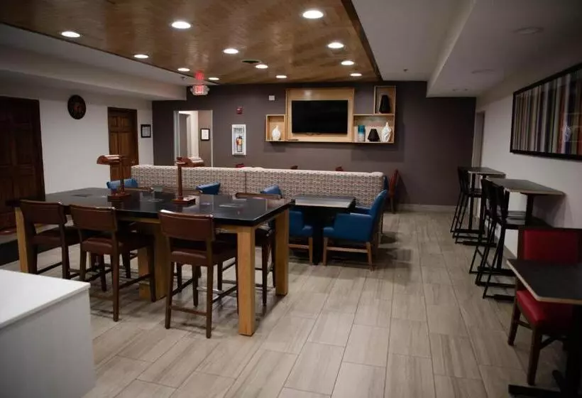 ホテル Holiday Inn Express Winfield   Teays Valley, An Ihg