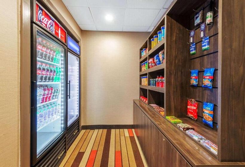 호텔 La Quinta By Wyndham Jamestown