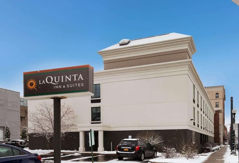 호텔 La Quinta By Wyndham Jamestown