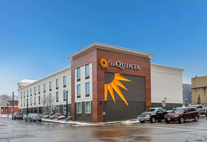 호텔 La Quinta By Wyndham Jamestown