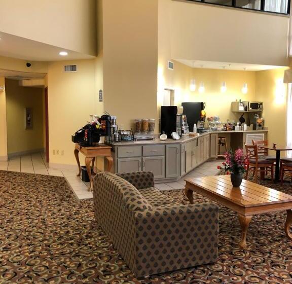 Отель Millennium Inn