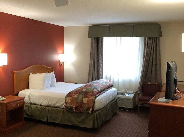 Отель Millennium Inn