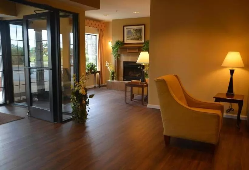 فندق Countryside Inn And Suites