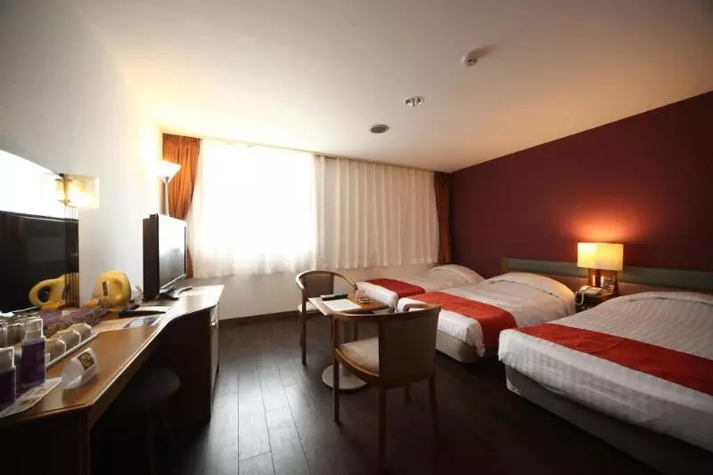 هتل Naturwald Furano