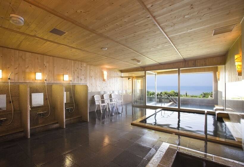 בית מלון כפרי Neuschloss Otaru