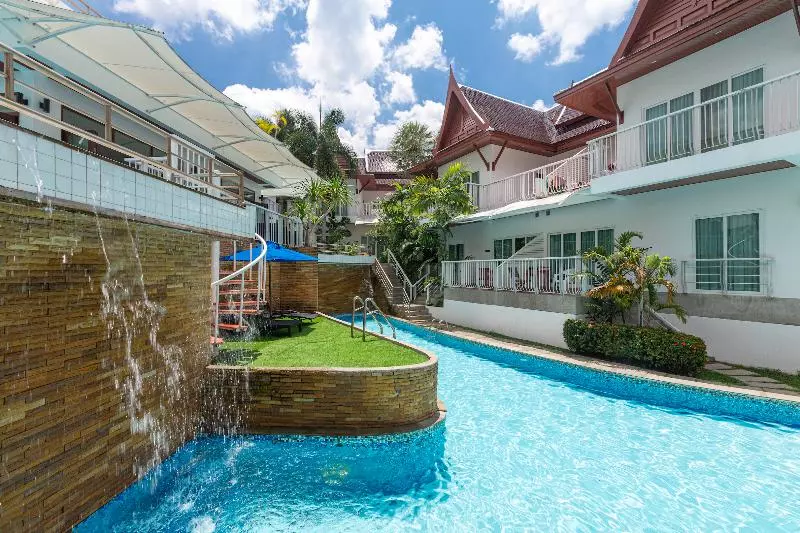 ホテル Phunawa Resort Phuket Karon Beach   Sha Plus