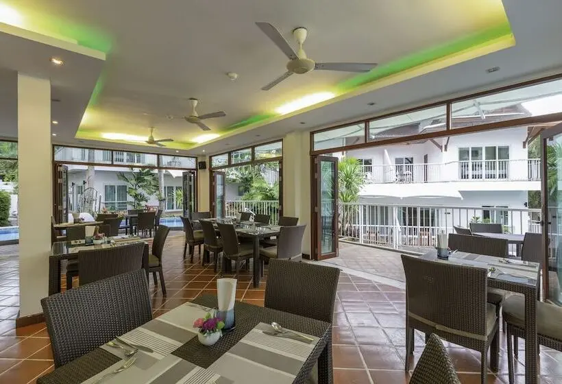 ホテル Phunawa Resort Phuket Karon Beach