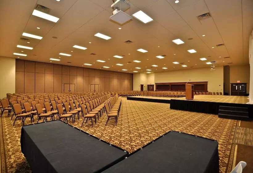 Montcler Hotel & Conference Center, Trademark By Wyndham