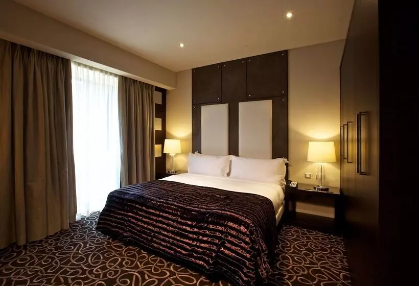 هتل The Wheatbaker