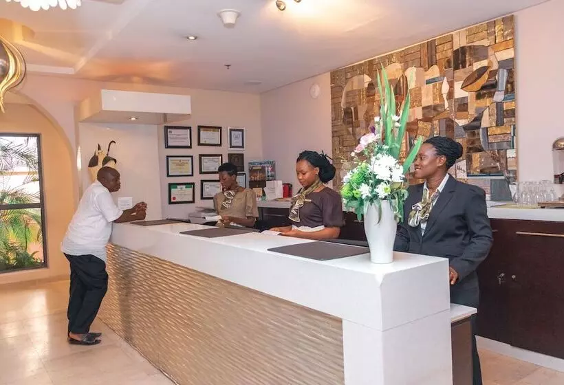 هتل The Wheatbaker