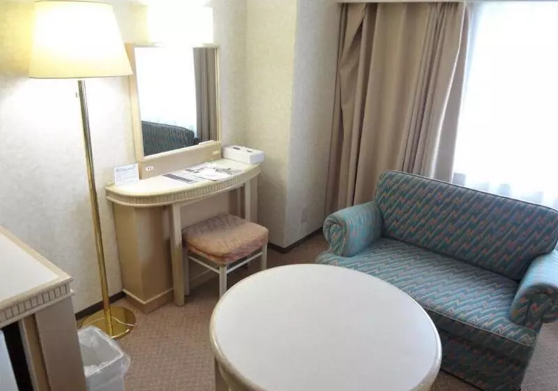 Hotell Toyama Chitetsu
