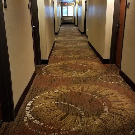 호텔 Velkommen Inn