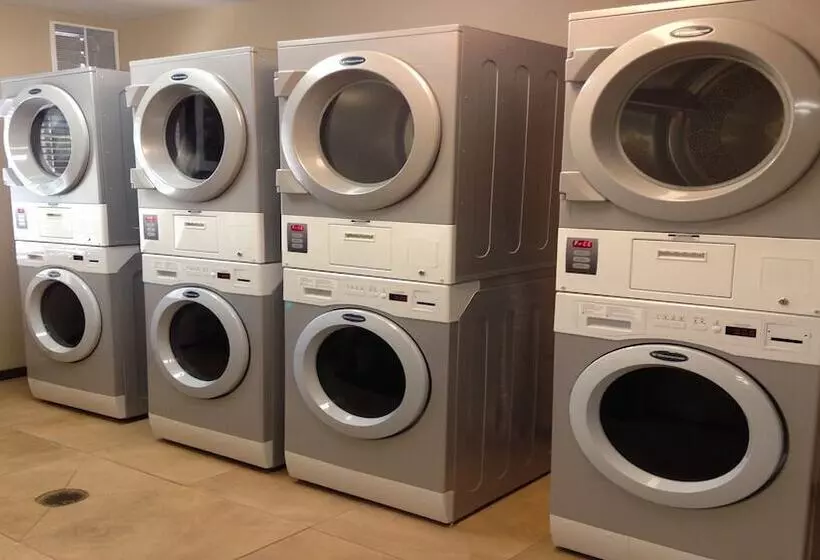 Candlewood Suites Athens, An Ihg