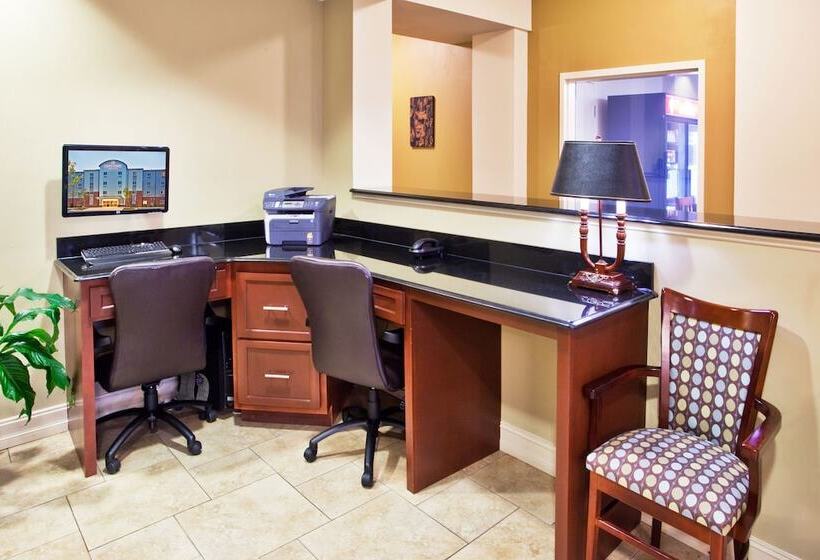 Candlewood Suites Athens, An Ihg