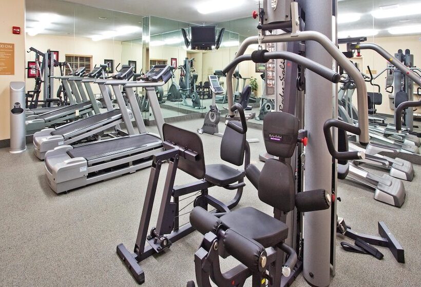 Candlewood Suites Athens, An Ihg