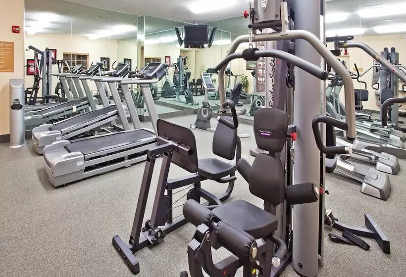 Candlewood Suites Athens, An Ihg