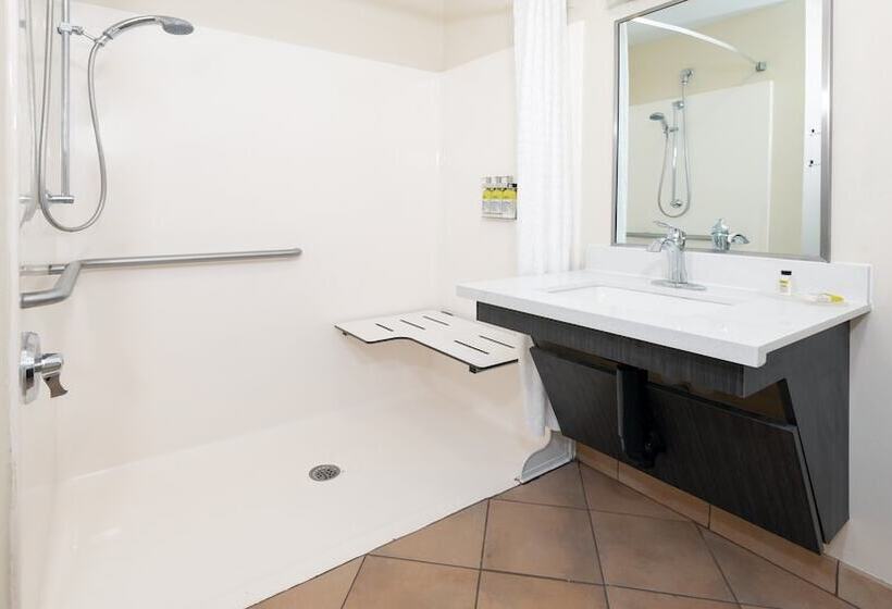 Candlewood Suites Athens, An Ihg