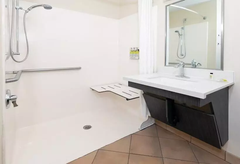 Candlewood Suites Athens, An Ihg