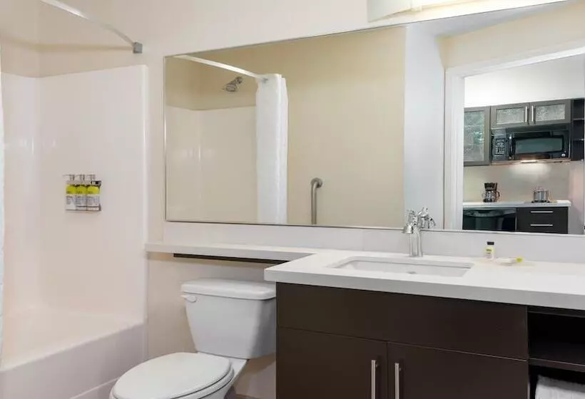 Candlewood Suites Athens, An Ihg