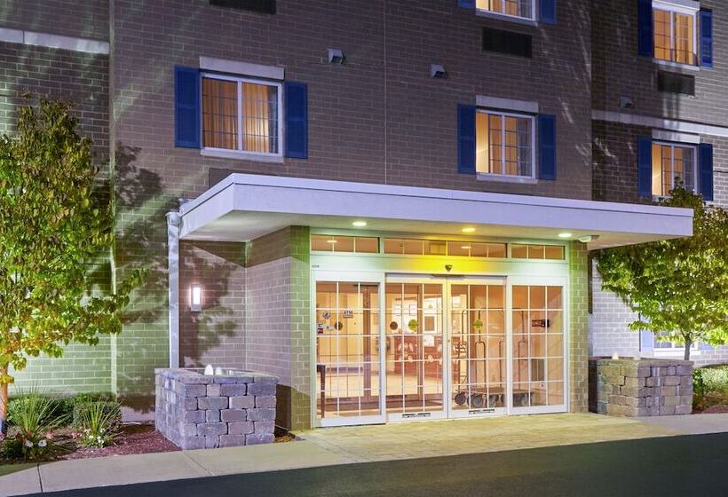 Candlewood Suites Milwaukee Airport   Oak Creek, An Ihg