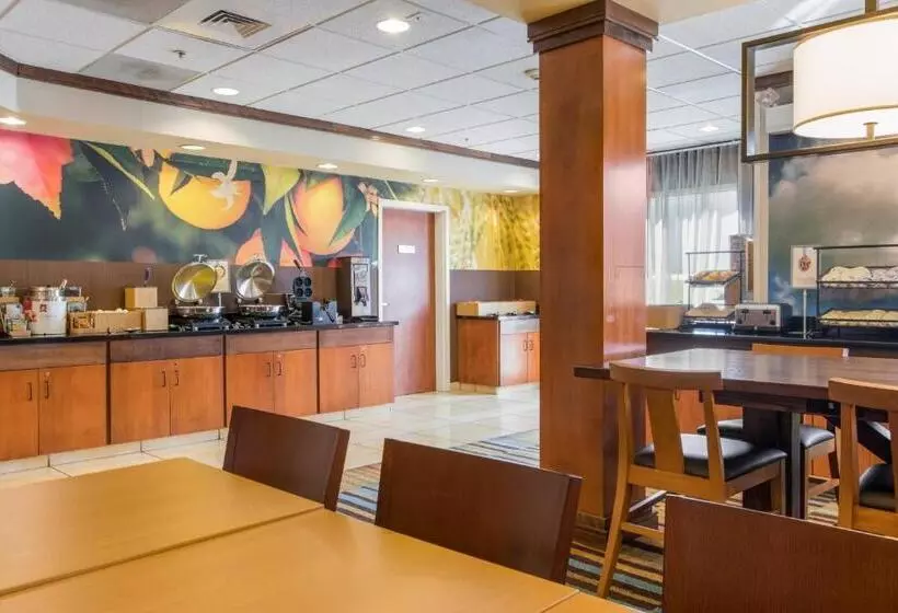 Fairfield Inn & Suites Columbia