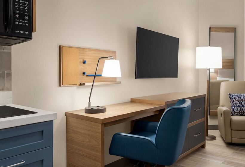 ホテル Candlewood Suites Boise Meridian, An Ihg