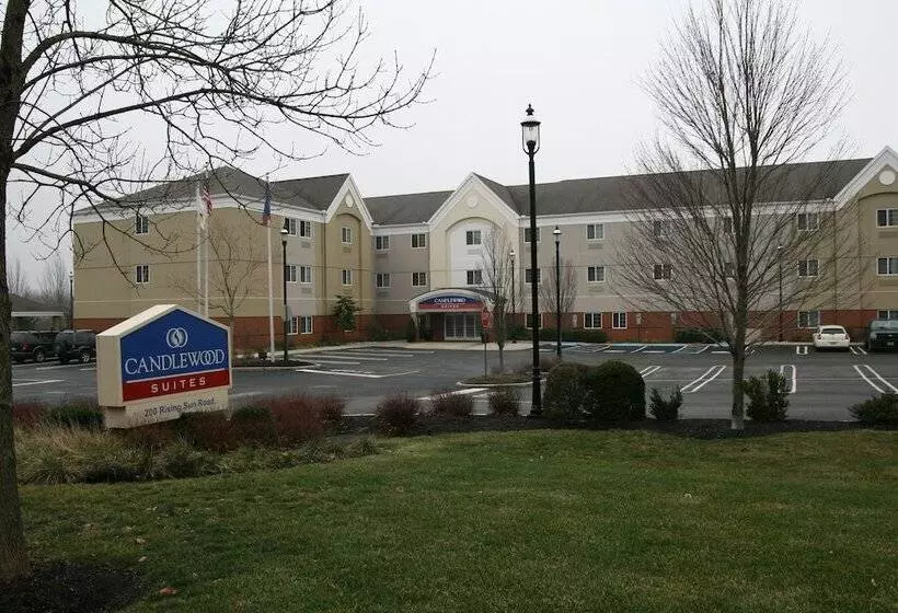 Отель Candlewood Suites Bordentown Trenton, An Ihg