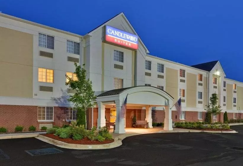 Отель Candlewood Suites Olive Branch By Ihg