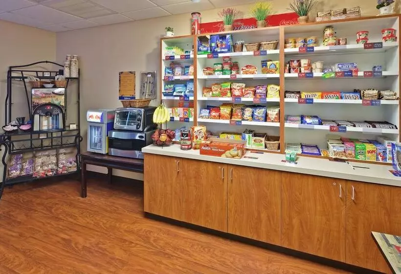 Отель Candlewood Suites Olive Branch By Ihg