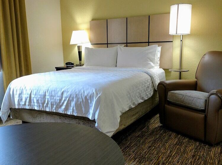 Hotelli Candlewood Suites Olive Branch By Ihg