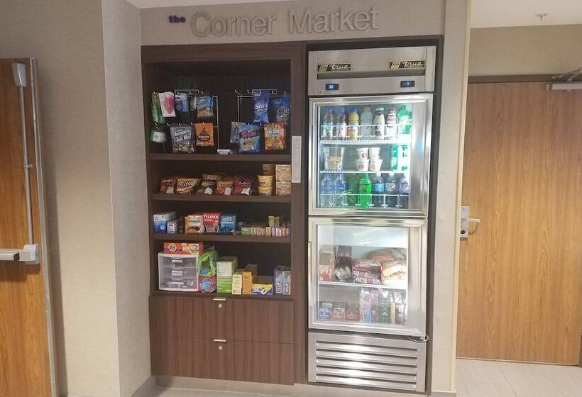 ホテル Fairfield Inn Boise Airport