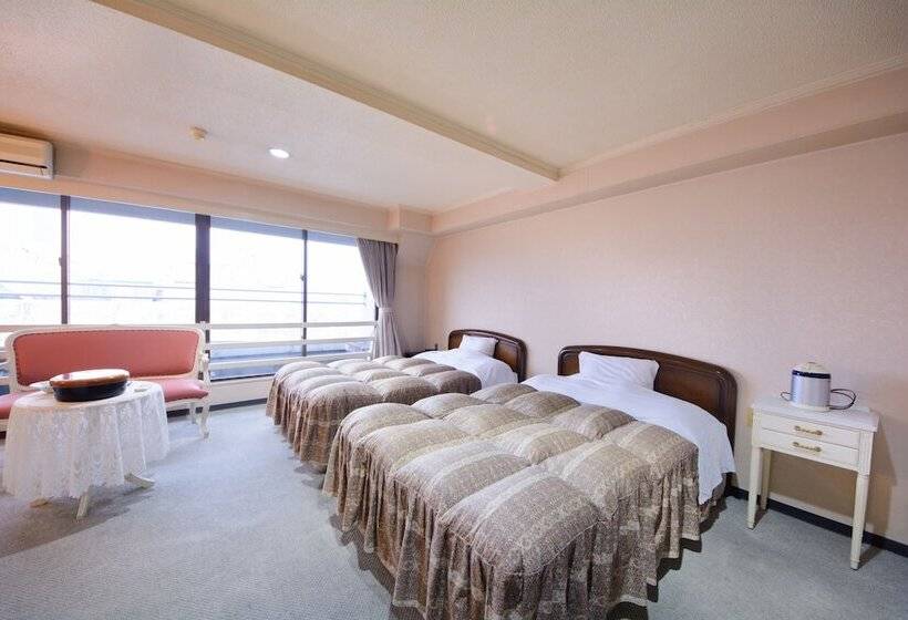 Отель Kochi Prince