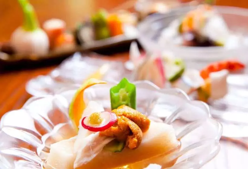 Hotel Kutsurogi No Yado Nanakawa