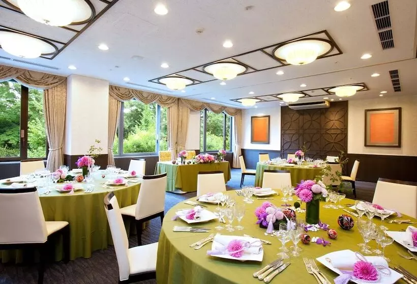 Отель Kyoto Garden Palace