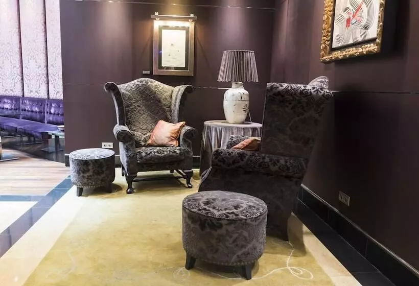 فندق Nexus Valladolid Suites &