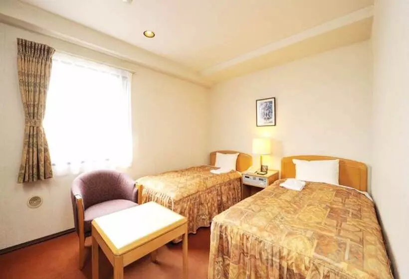 Отель Royal Garden Kisarazu