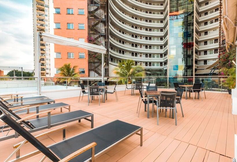 ホテル Spiwak Chipichape Cali