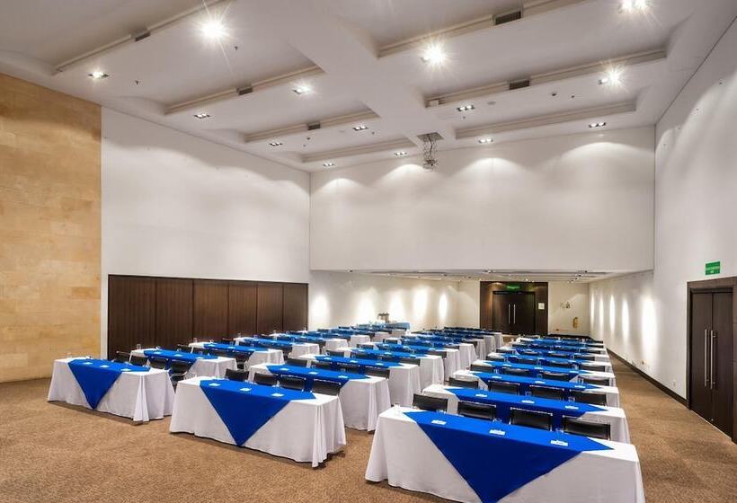 ホテル Spiwak Chipichape Cali