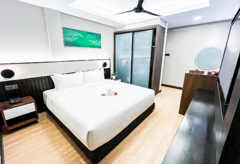 هتل Villea Port Dickson