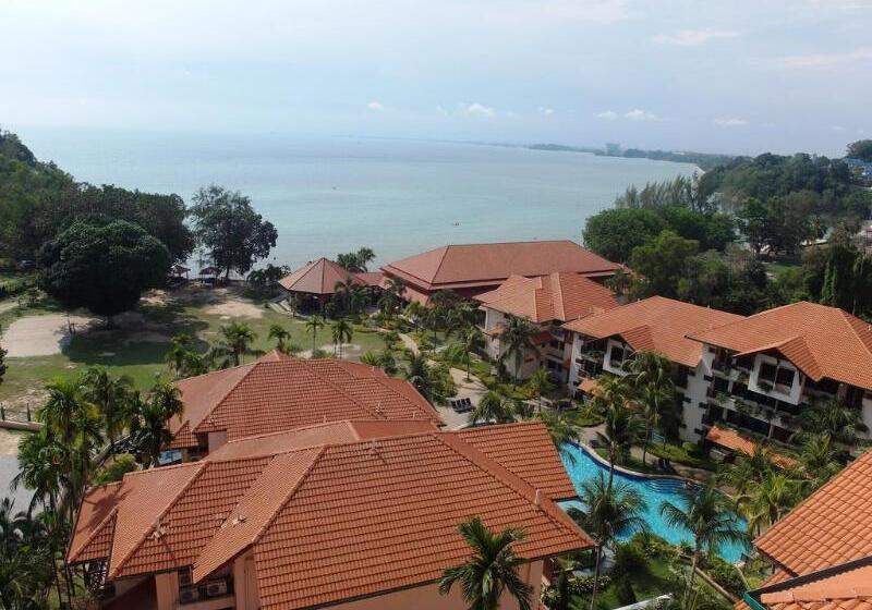 هتل Villea Port Dickson